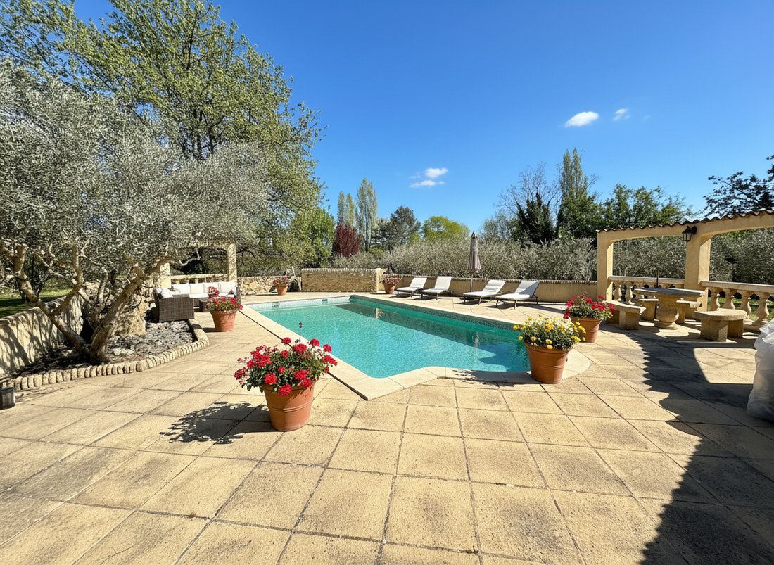Villa in Lauris, Provence-Alpes-Côte d'Azur, France 3 - 18302940