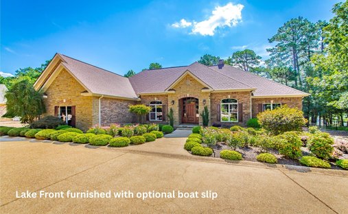House in Fairfield Bay, Arkansas, United States 1