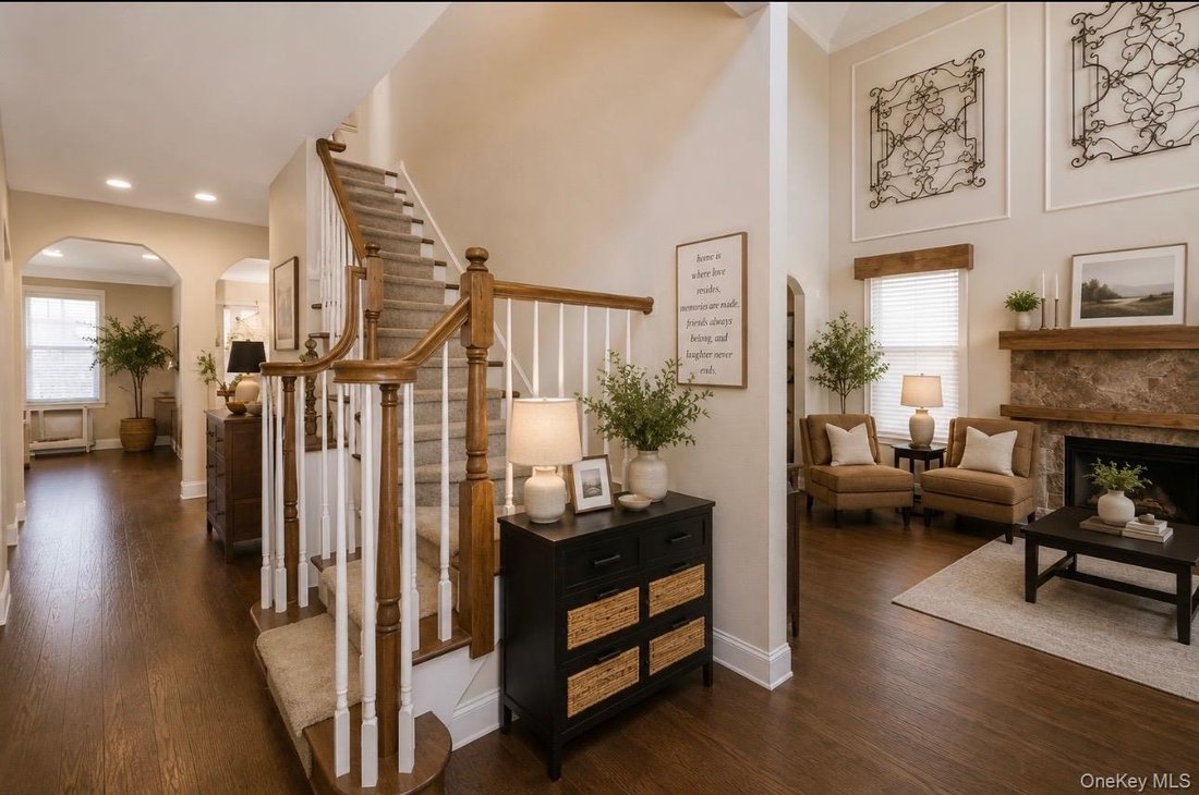 House in Merrick, New York, United States 2 - 18288261