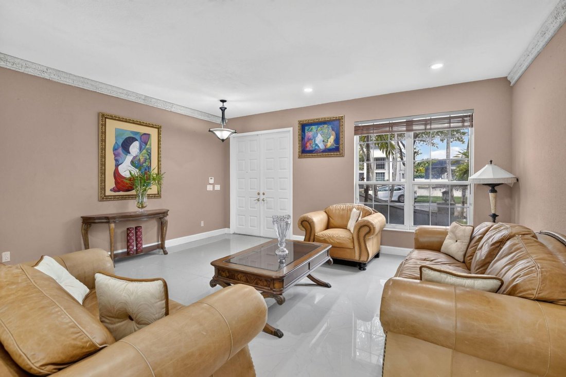 House in Miramar, Florida, United States 4 - 18303379