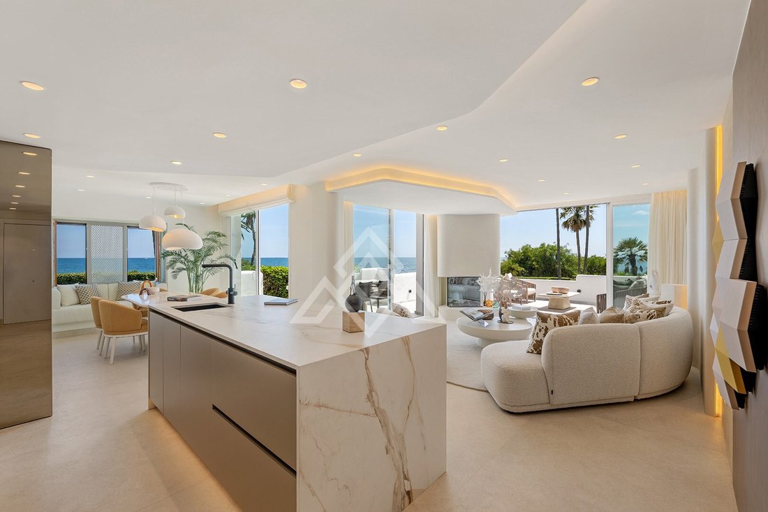 Apartment in Estepona, Andalusia, Spain 4 - 18302733