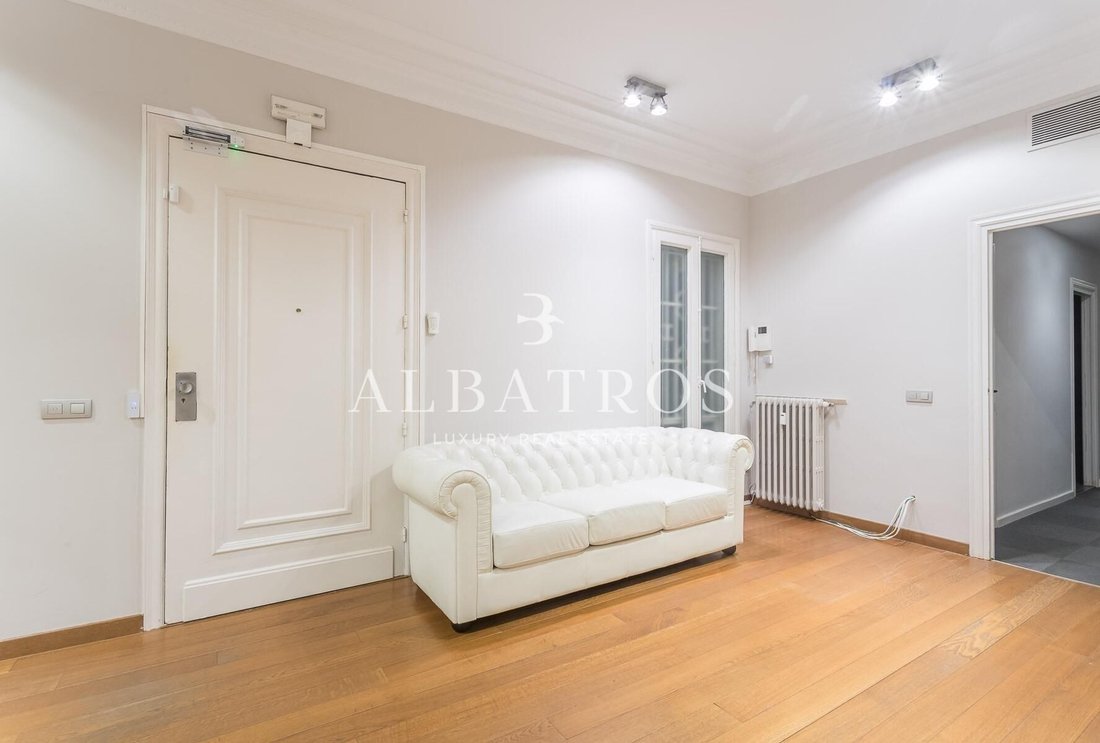 Apartment in Sarrià-Sant Gervasi, Barcelona, Spain 5 - 18301488