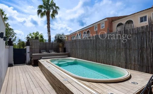 Appartamento a Grimaud, Provenza-Alpi-Costa Azzurra, Francia 1