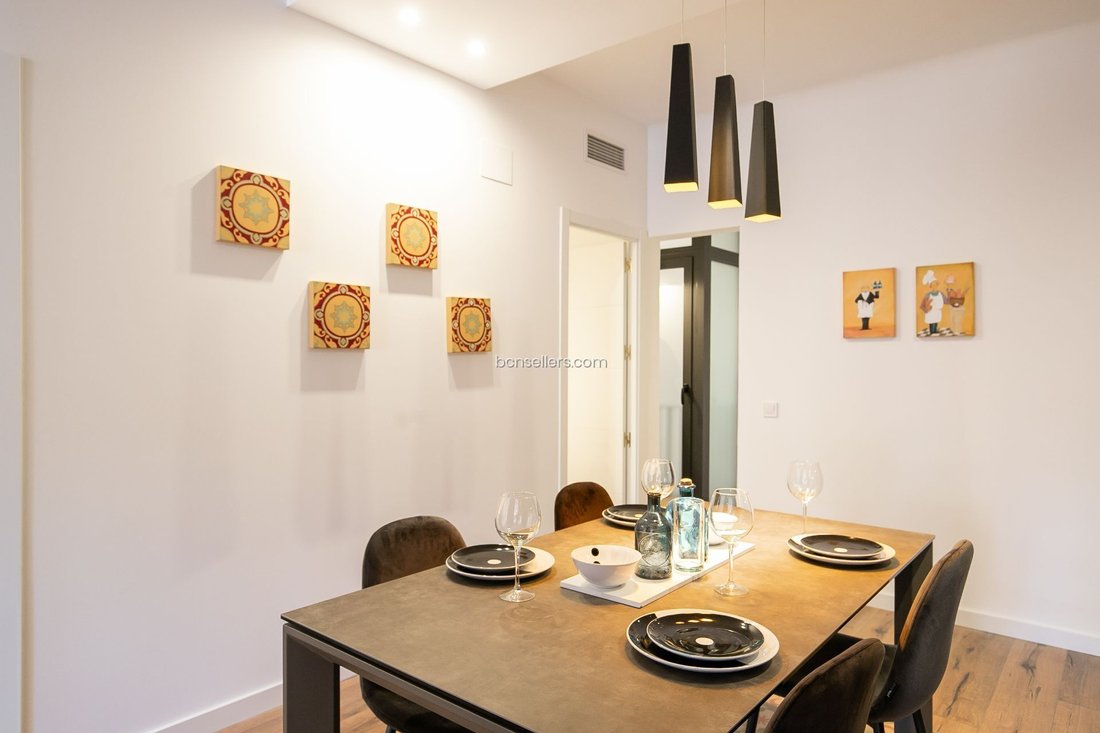 Apartment in Eixample, Barcelona, Spain 5 - 18300883