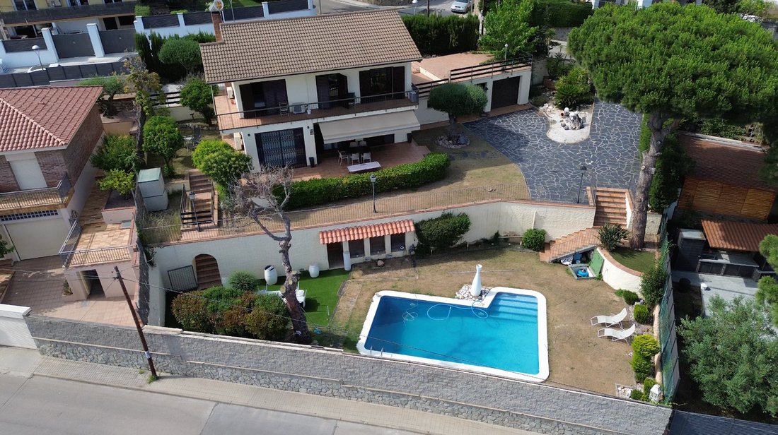 House in Premia de Dalt, Catalonia, Spain 2 - 18301398
