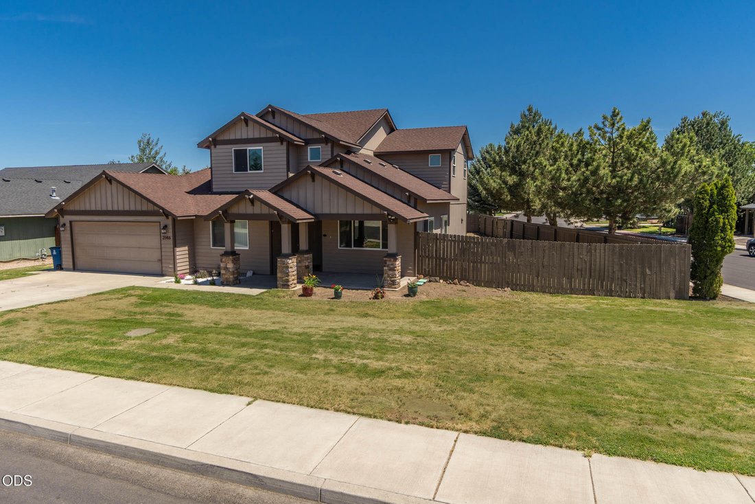 House in Redmond, Oregon, United States 1 - 17264948