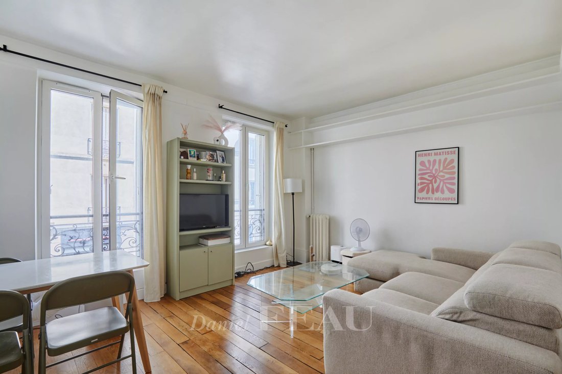 Apartment in Gros Caillou, Paris 7e Arrondissement, Paris 2 - 18298558