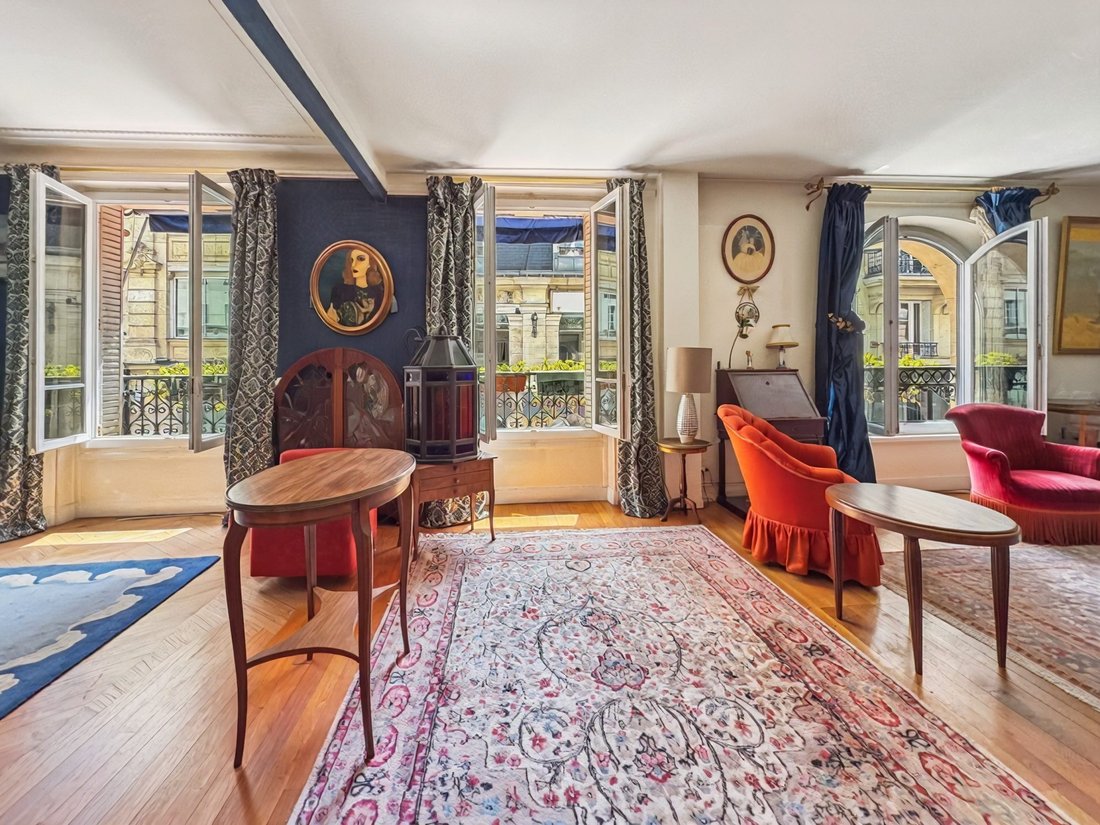 Apartment in Montorgueil-Saint Denis, Paris 2e Arrondissement, Paris 2 - 18301016