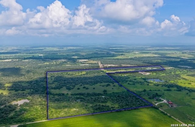 Farm Ranch in Shiner, Texas, United States 1 - 18302138