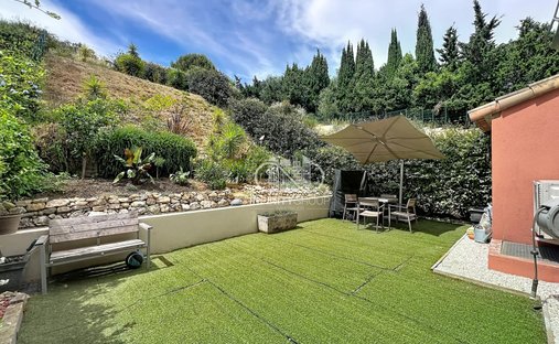 House in Les Impiniers-Font de Cine-Vaucontrade, Vallauris, France 1