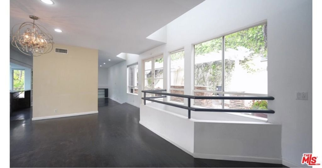 House in Los Angeles, California, United States 2 - 18301600