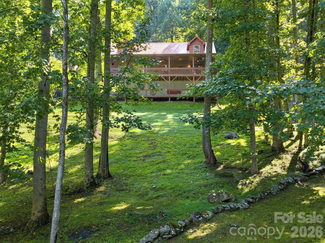 House in Weaverville, North Carolina, United States 4 - 17549059