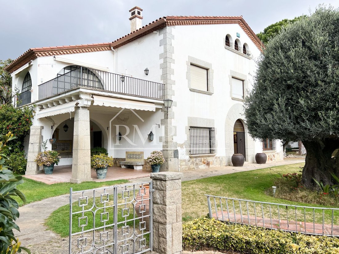 Land in Sant Andreu de Llavaneres, Catalonia, Spain 1 - 18299840