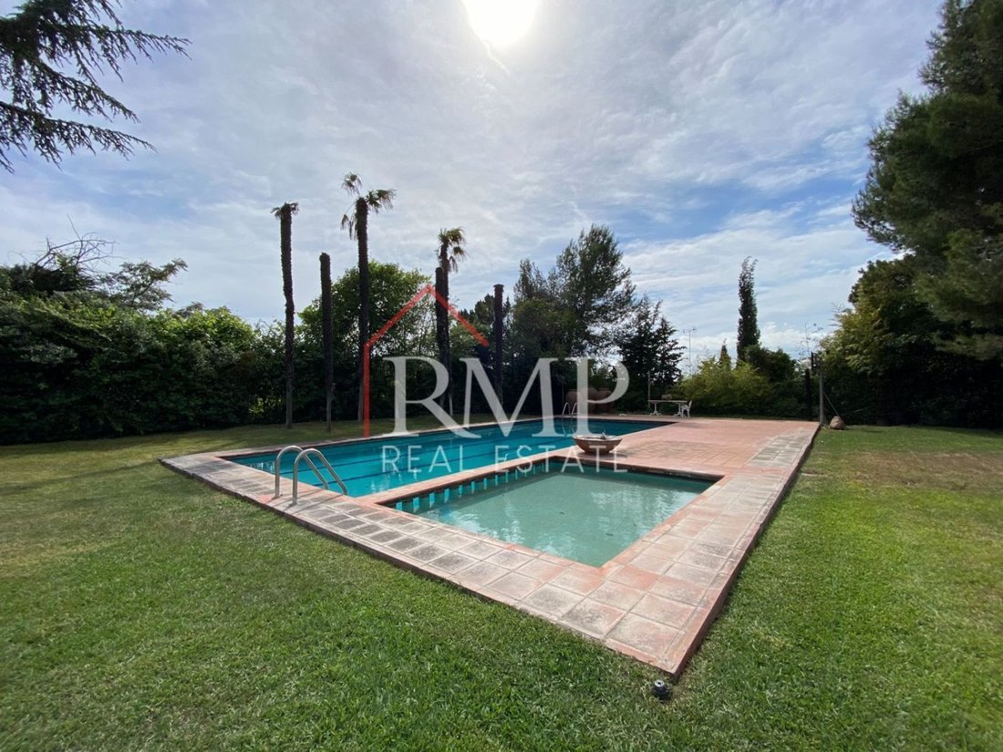Chalet in Montornes del Valles, Catalonia, Spain 4 - 18300348