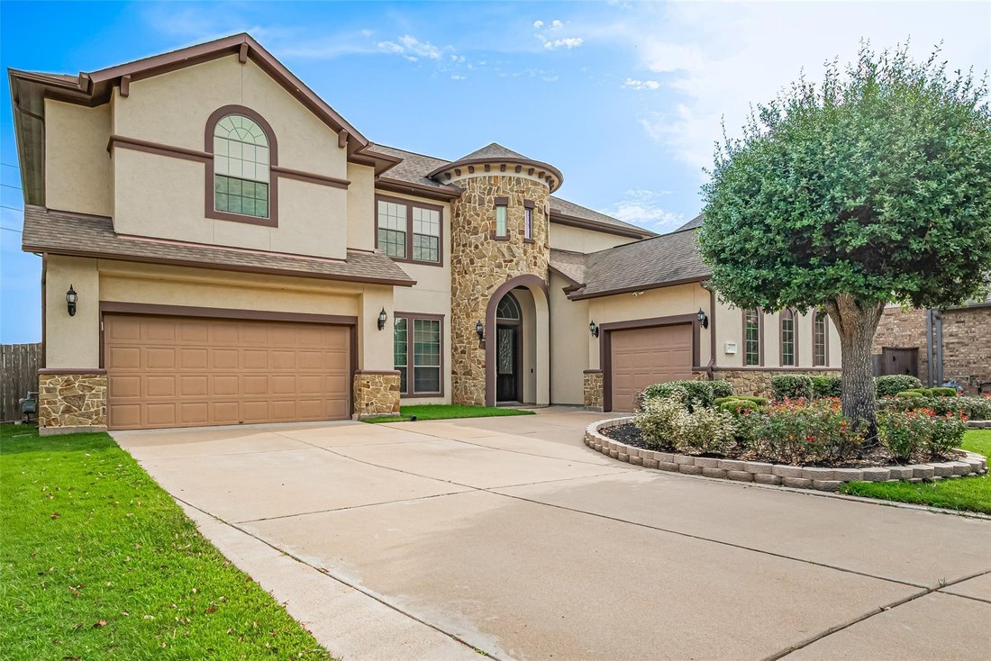 House in Sugar Land, Texas, United States 2 - 18302074