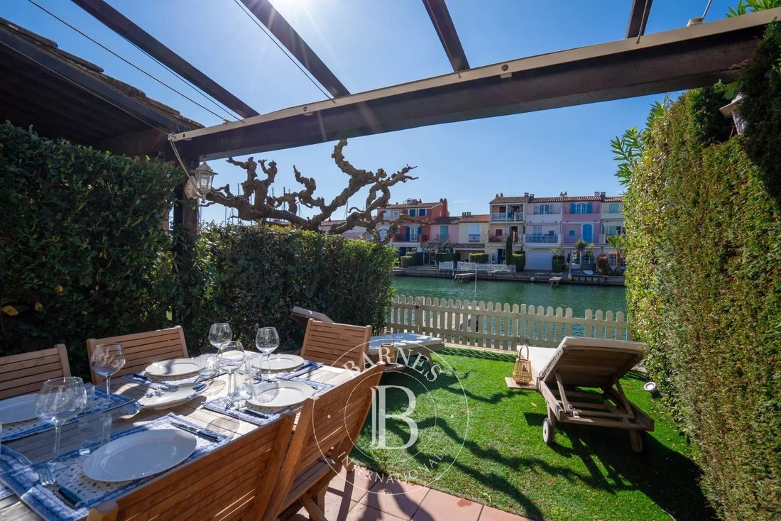 House in Grimaud, Provence-Alpes-Côte d'Azur, France 1 - 18298406