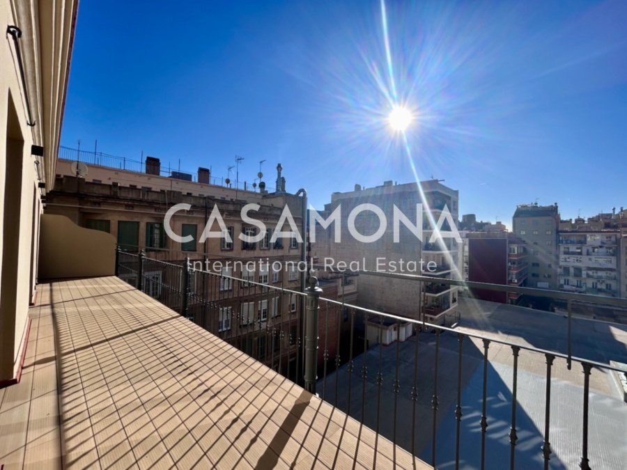 Apartment in Eixample, Barcelona, Spain 4 - 18299912