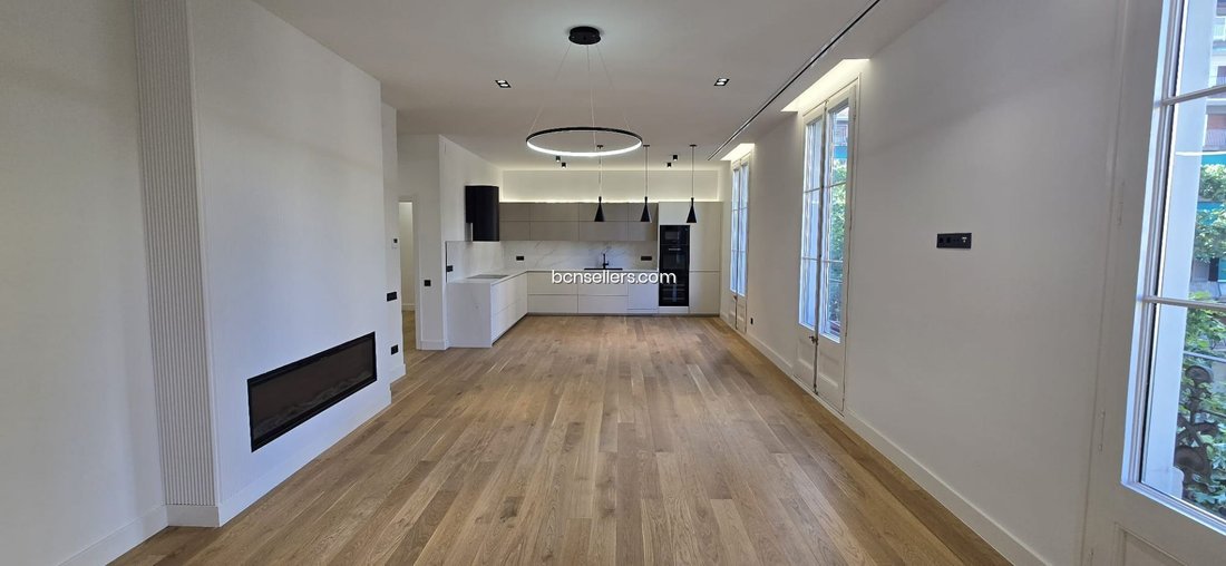 Apartment in Eixample, Barcelona, Spain 2 - 18300798