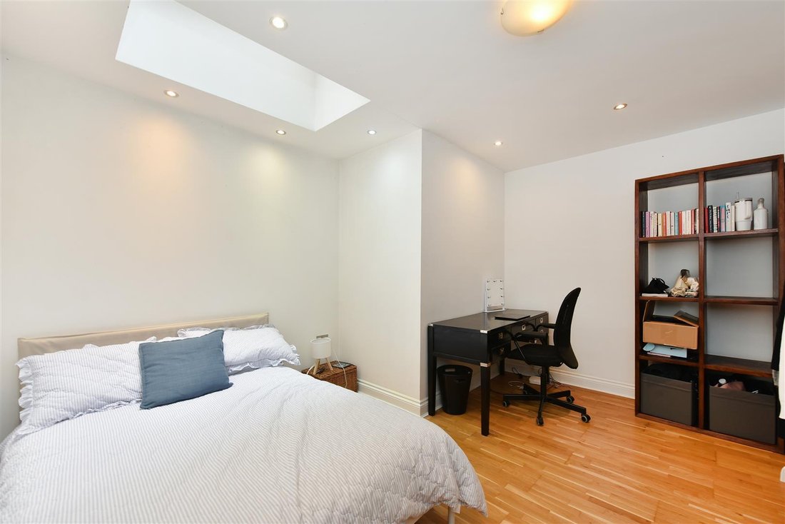 Apartment in West Kensington, Hammersmith and Fulham, England 5 - 18298207