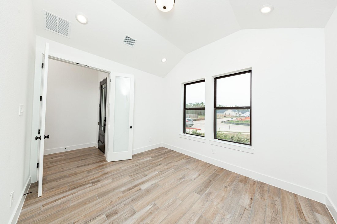 House in Montgomery, Texas, United States 3 - 18302127