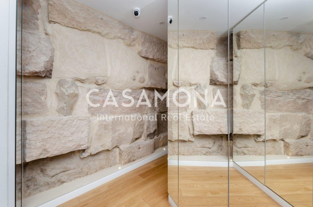 Apartment in Ciutat Vella, Barcelona, Spain 4 - 18301057