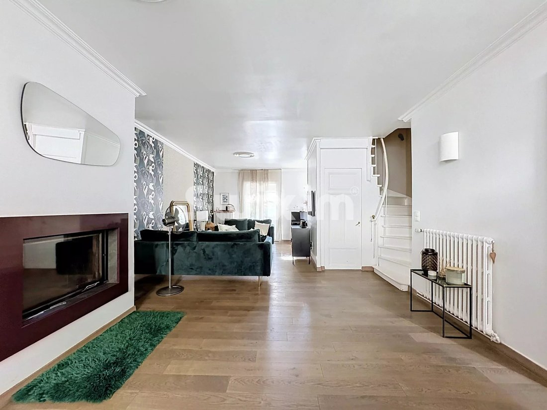 Townhouse in Saint-Julien-en-Genevois, Auvergne-Rhône-Alpes, France 4 - 18302154