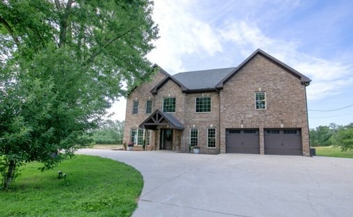 House in Greenbrier, Tennessee, United States 1