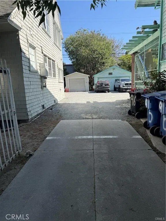 Los Angeles, California, United States 2 - 18301637