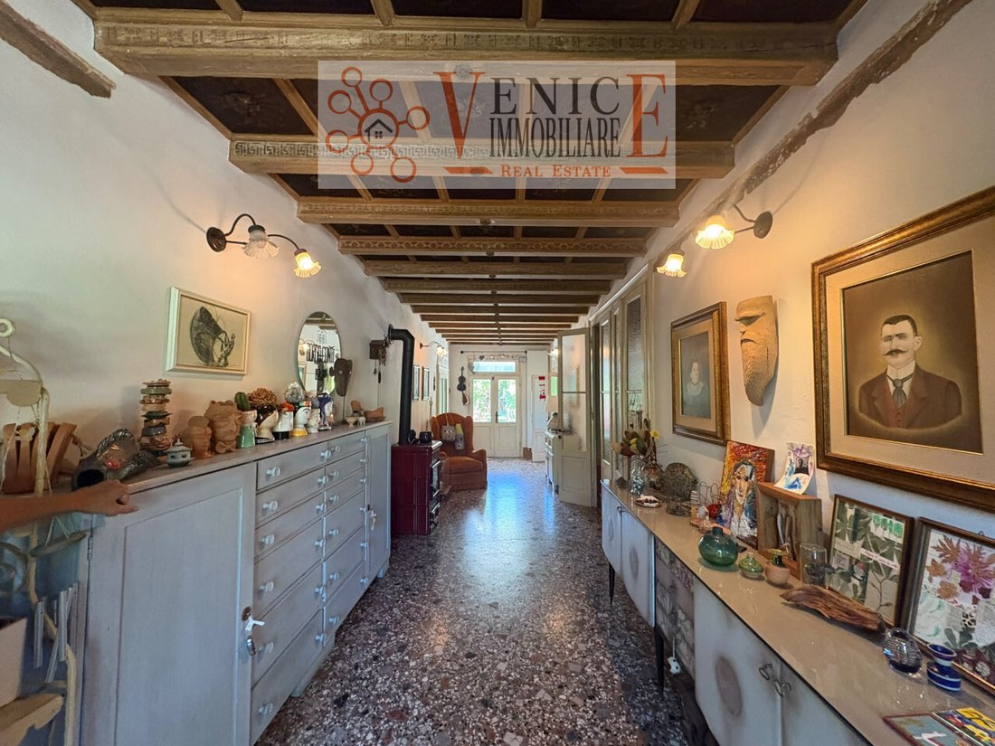 House in Santa Lucia di Piave, Veneto, Italy 1 - 18302885