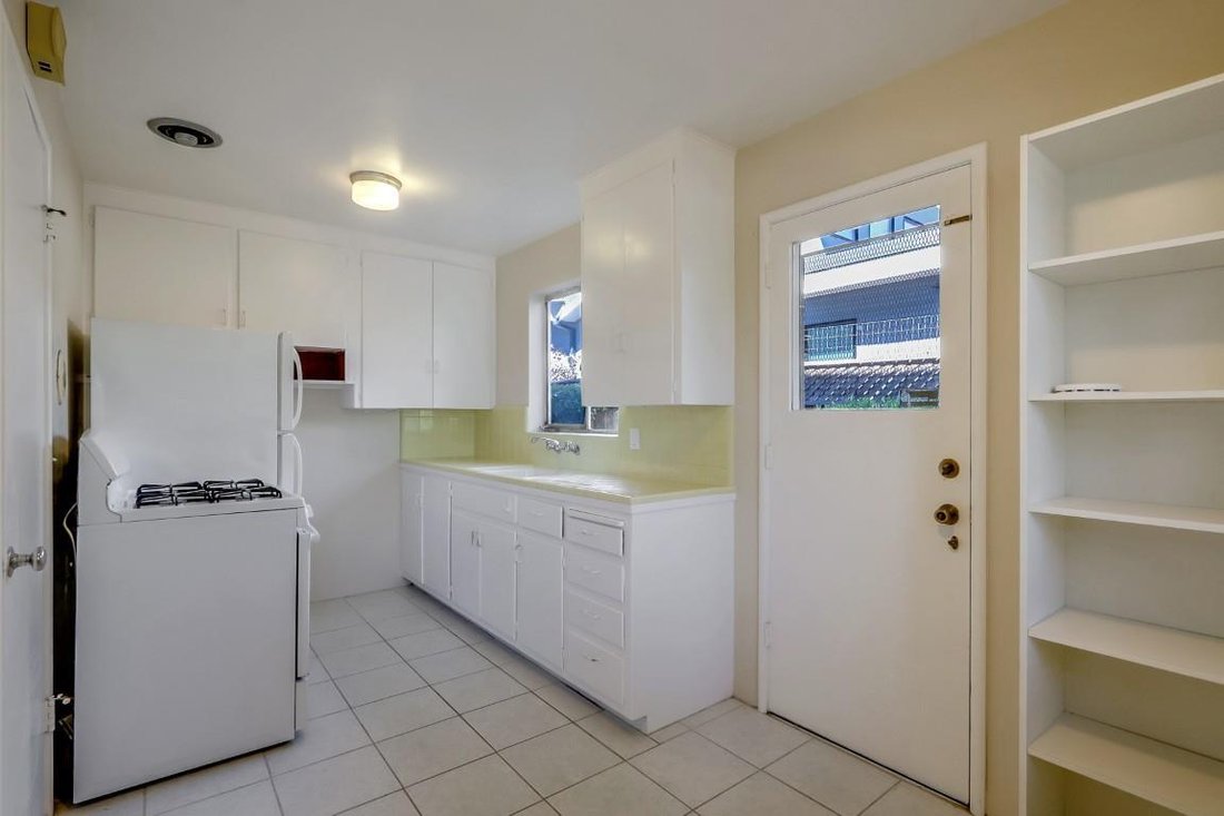 Palo Alto, California, United States 4 - 18301750