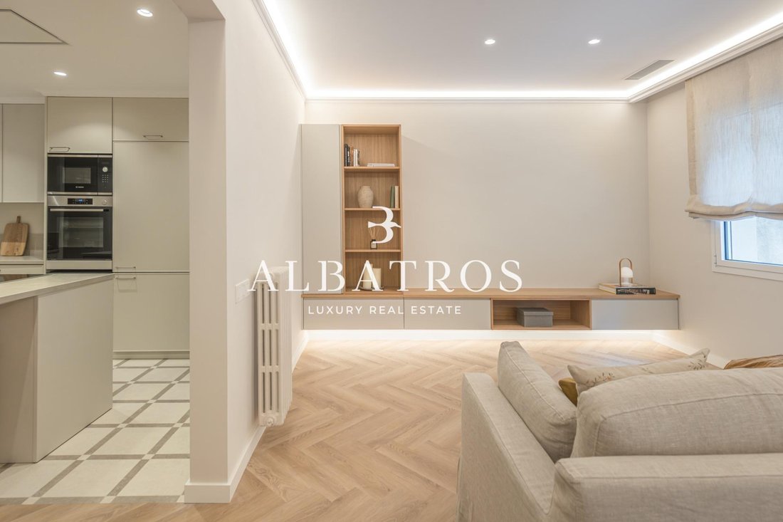 Apartment in Sarrià-Sant Gervasi, Barcelona, Spain 2 - 18302047