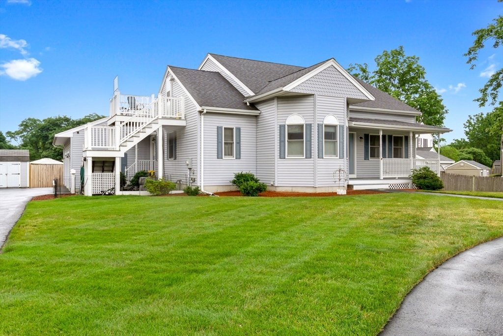 House in Peabody, Massachusetts, United States 3 - 18298158