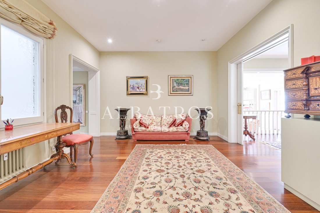 Apartment in Sarrià-Sant Gervasi, Barcelona, Spain 5 - 18302381