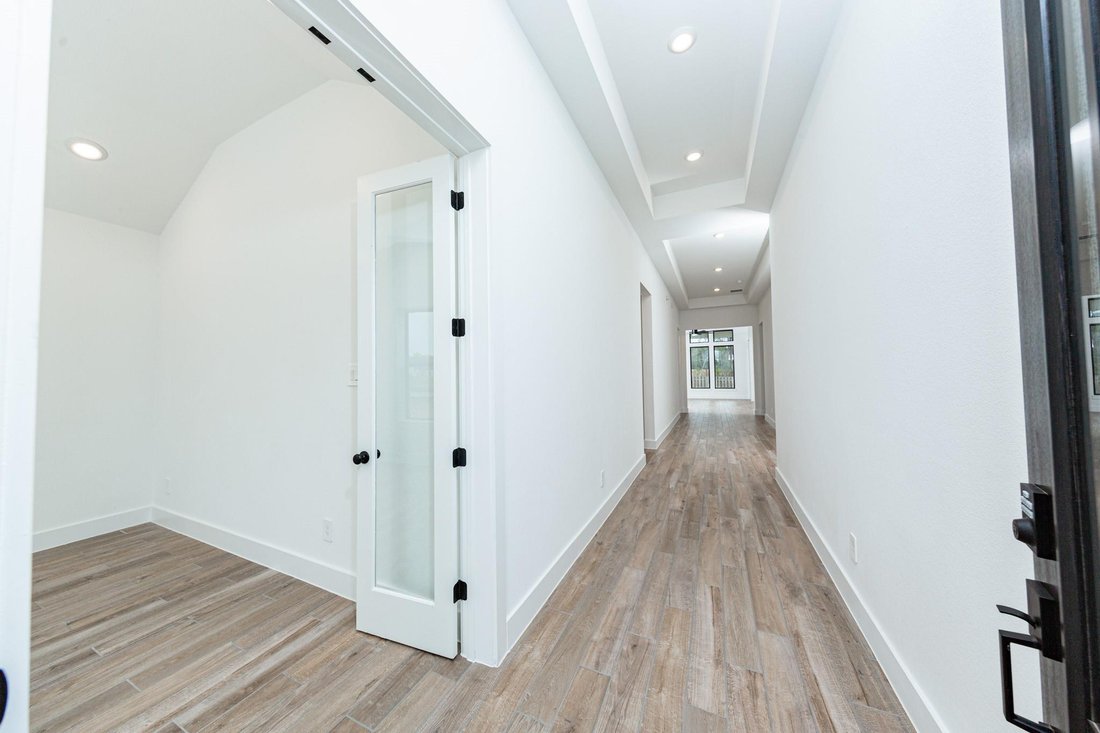 House in Montgomery, Texas, United States 2 - 18302127