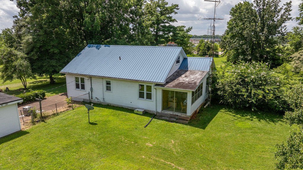 House in Hopkinsville, Kentucky, United States 3 - 18299811
