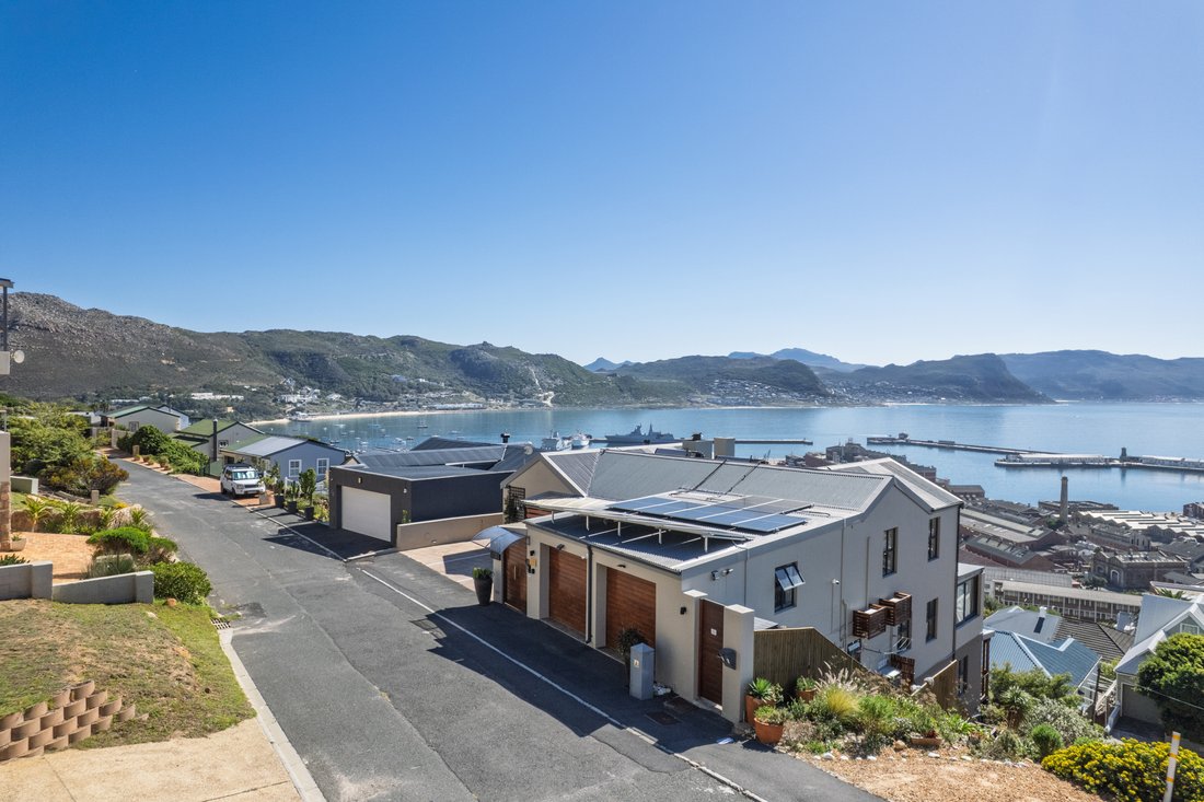 House in Simon's Town, Cape Town, Western Cape 3 - 18298958