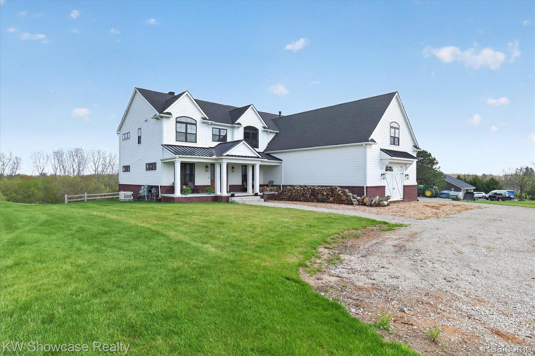 House in White Lake charter Township, Michigan, United States 2 - 17827861