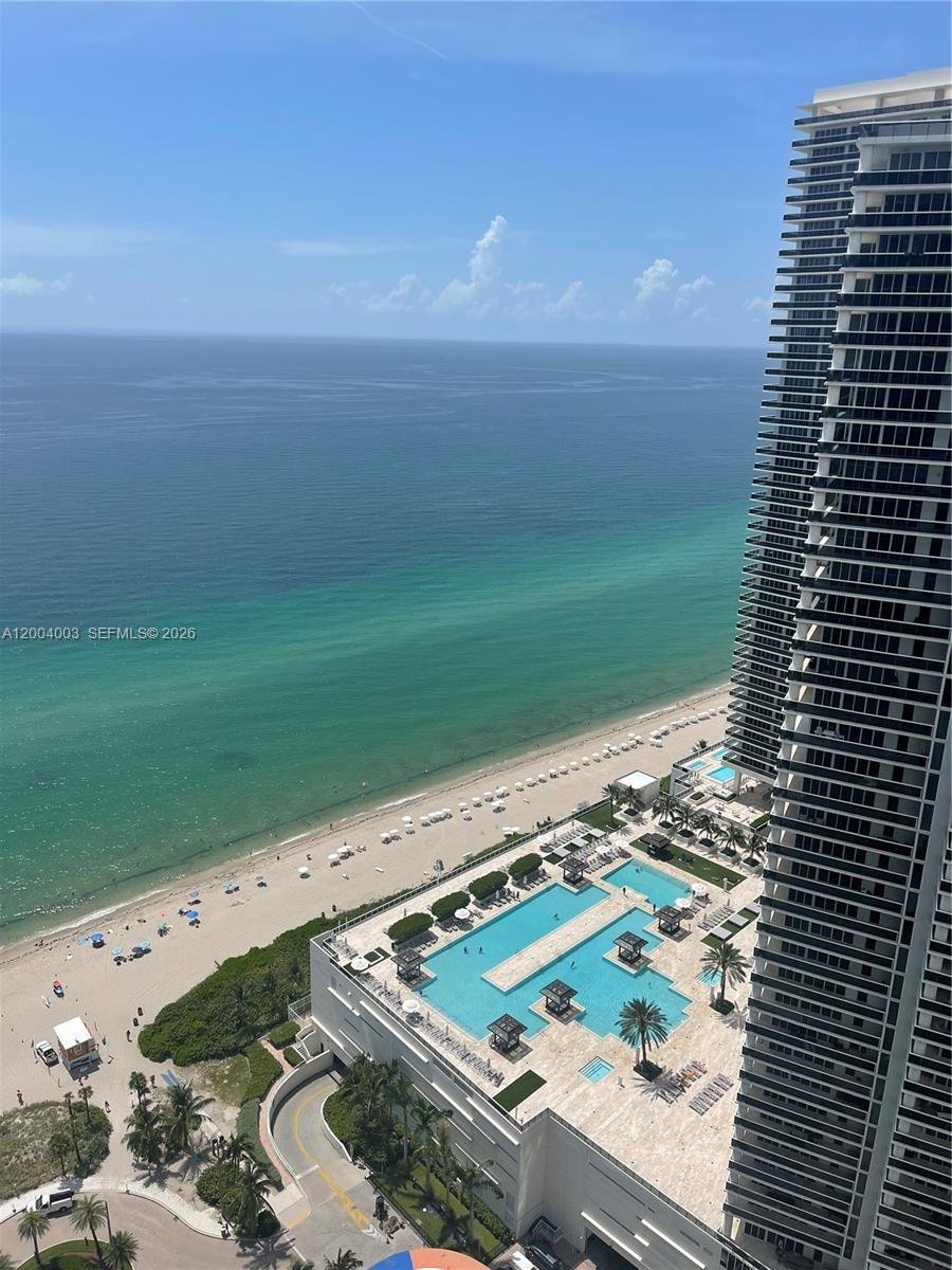 Condo in Hollywood, Florida, United States 1 - 18301504