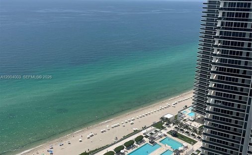 Condo in Hollywood, Florida, United States 1