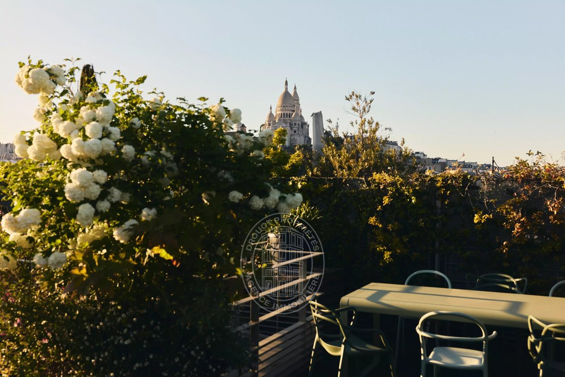 Apartment in Trudaine-Maubeuge, Paris 9e Arrondissement, Paris 1 - 18213443