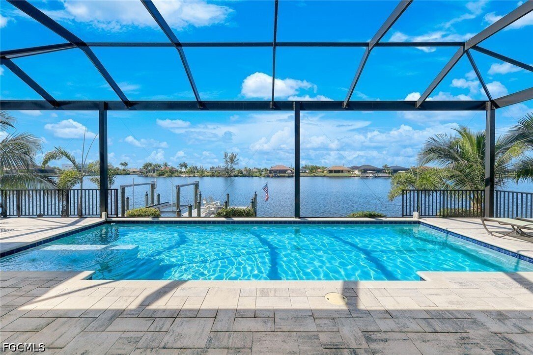 Maison à Cape Coral, Floride, États-Unis 2 - 18299609