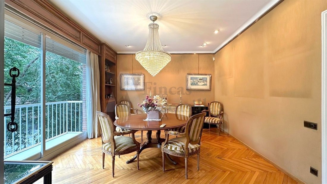 Apartment in Sarrià-Sant Gervasi, Barcelona, Spain 3 - 18300897