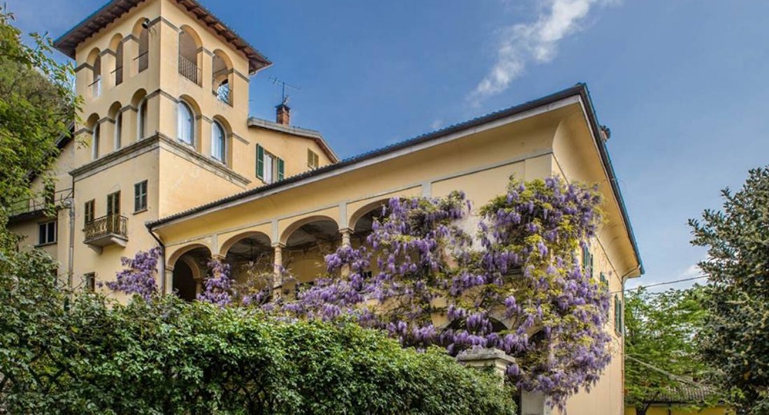 Castle in Castello Cabiaglio, Lombardy, Italy 1 - 18298093