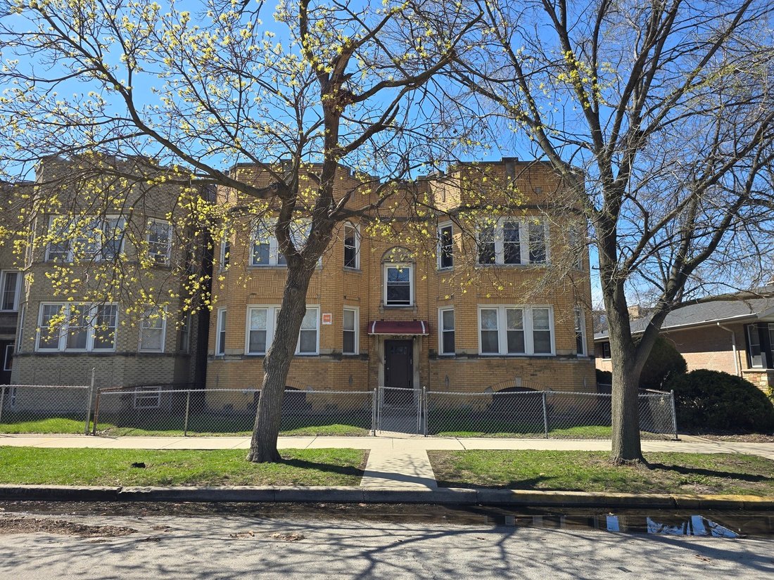 Chicago, Illinois, United States 1 - 18301230