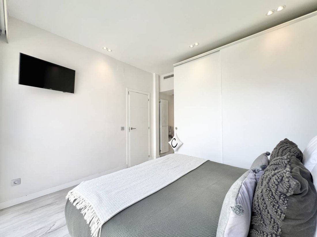 Apartment in Eixample, Barcelona, Spain 2 - 18300779