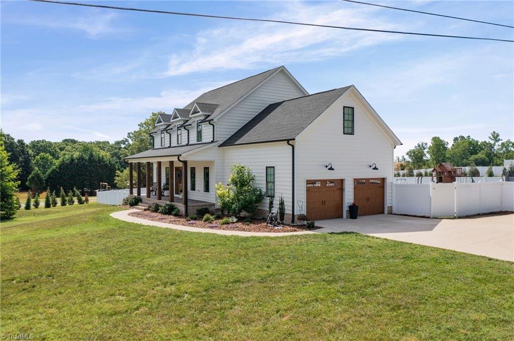 House in Clemmons, North Carolina, United States 2 - 18299663