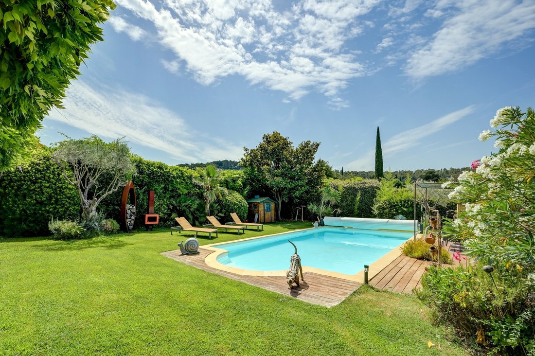 House in Bouc-Bel-Air, Provence-Alpes-Côte d'Azur, France 3 - 18302635