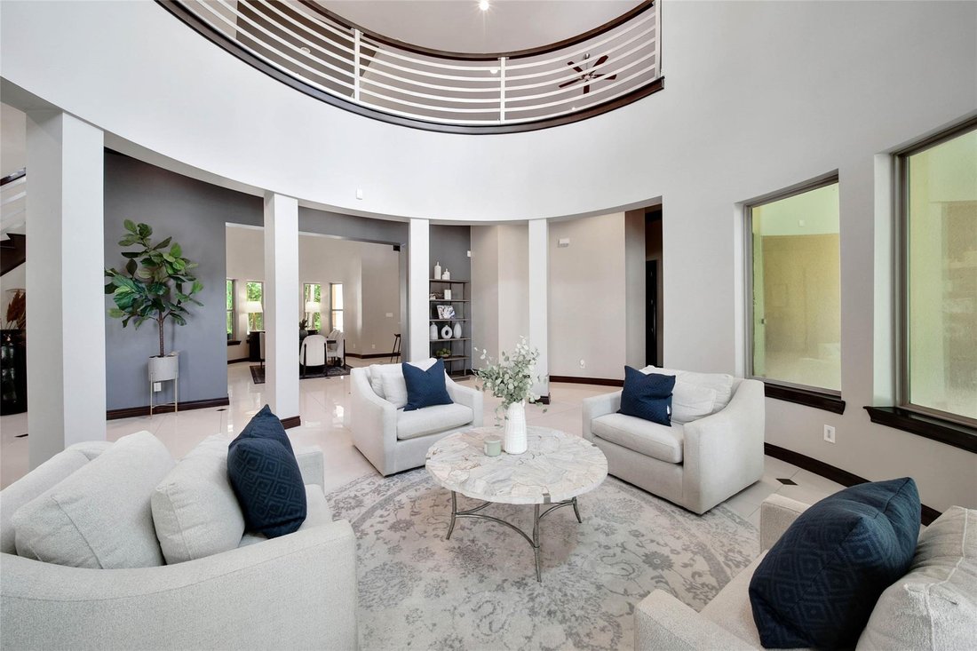 House in Conroe, Texas, United States 3 - 18302094