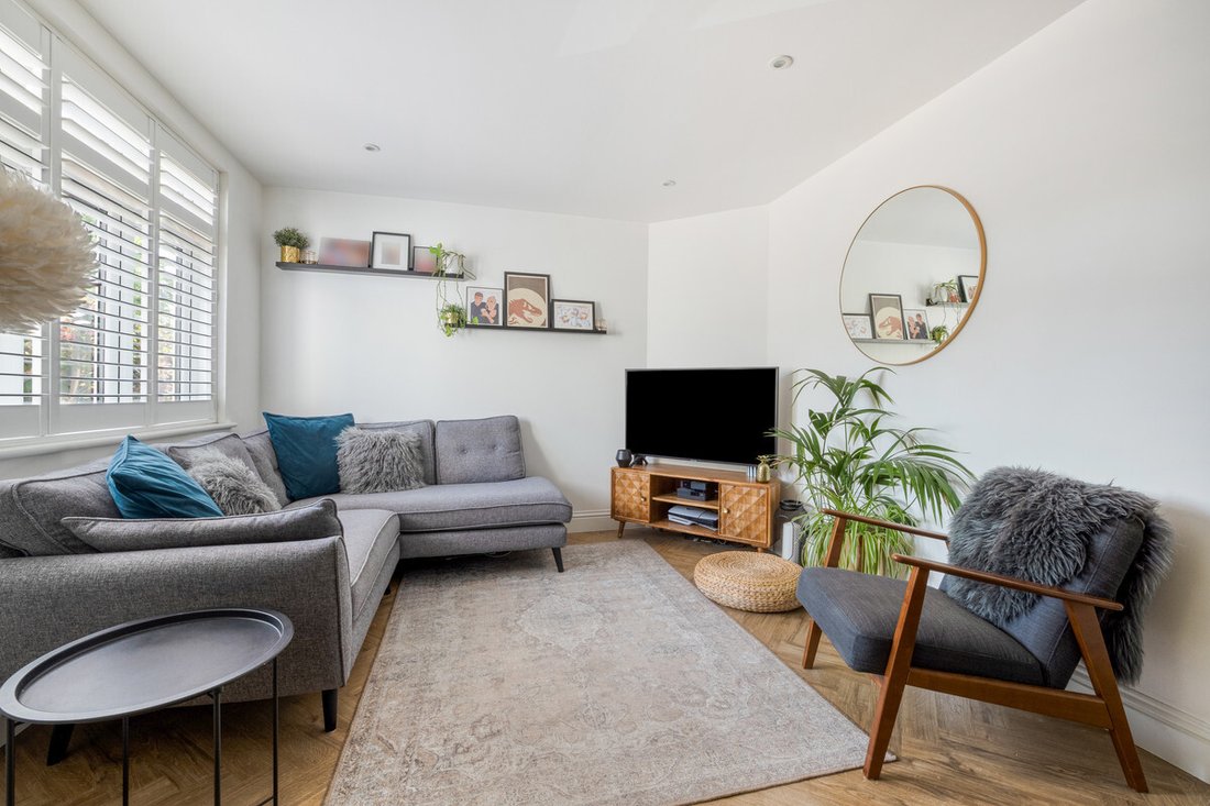 House in Tolworth, Royal Borough of Kingston upon Thames, England 1 - 18302805