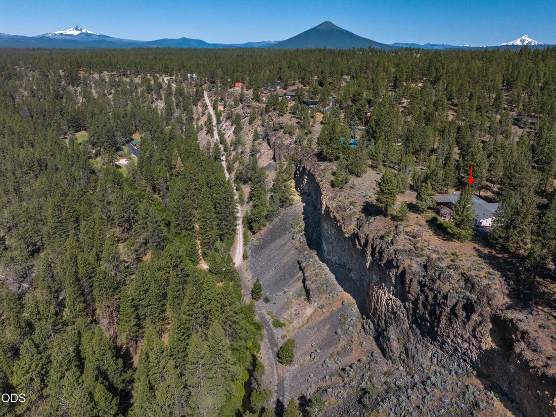 Land in Sisters, Oregon, United States 2 - 17556934